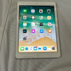 Apple iPad Air (1st Gen)