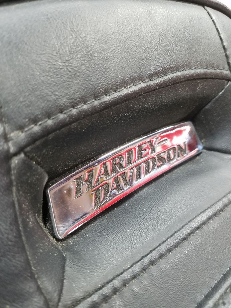 Harley Dyna seat 06 To 17 Models