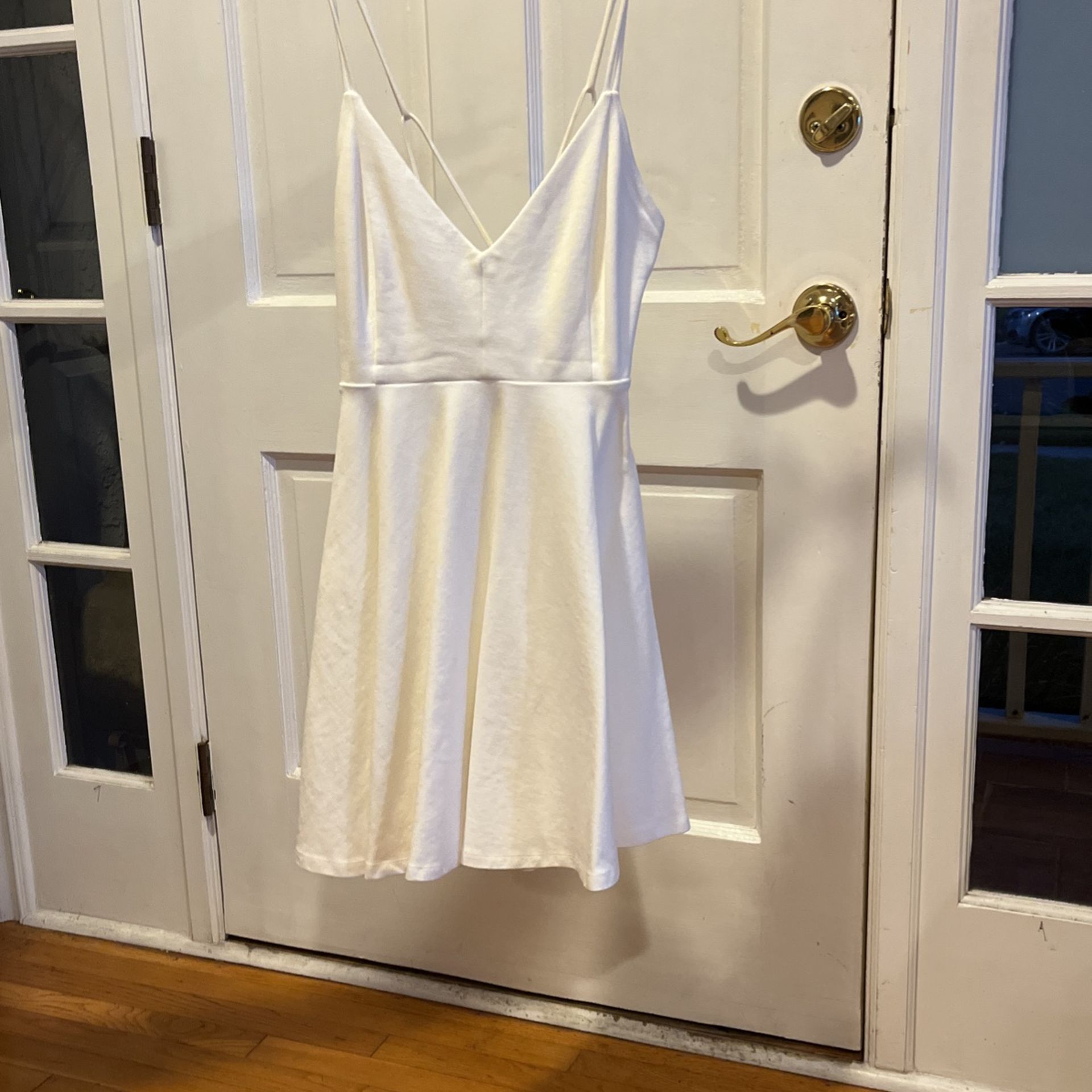 Short white Dress