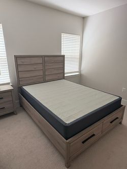 3PC Queen wooden bedroom set