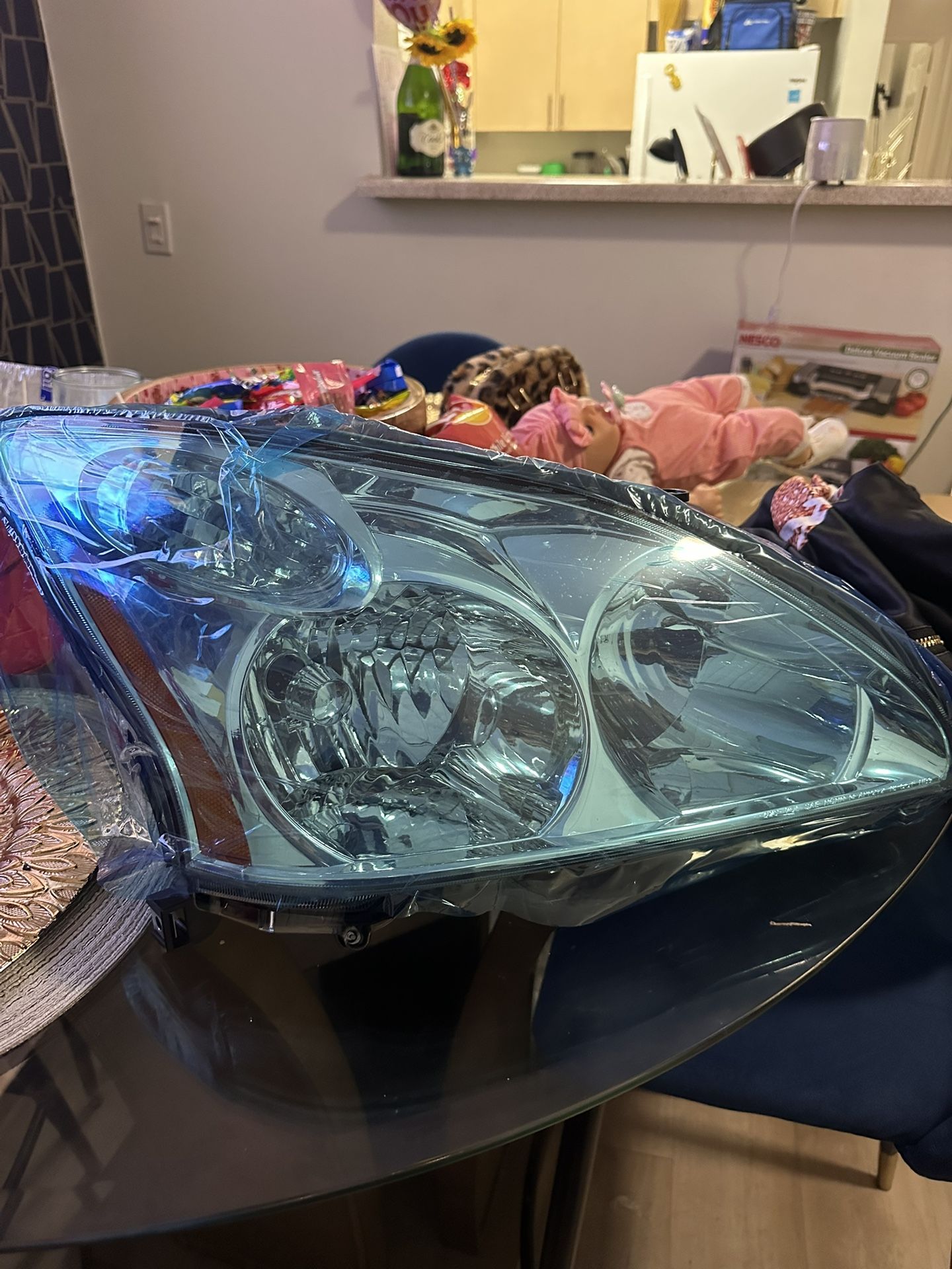 2004-2009 Lexus Headlight 