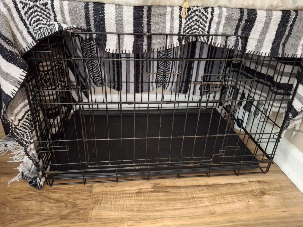 Midiun Size Dog Cage