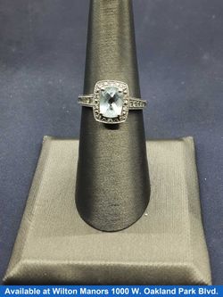 Women's Ring - White Gold 10k (.417) 2.4 grams Size 5