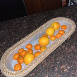 24″ Whitewash Beaded Edge Tray