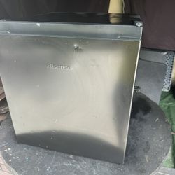 Min Refrigerator $70