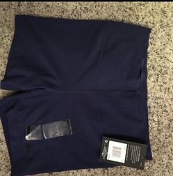 Nike Women’s shorts NWT