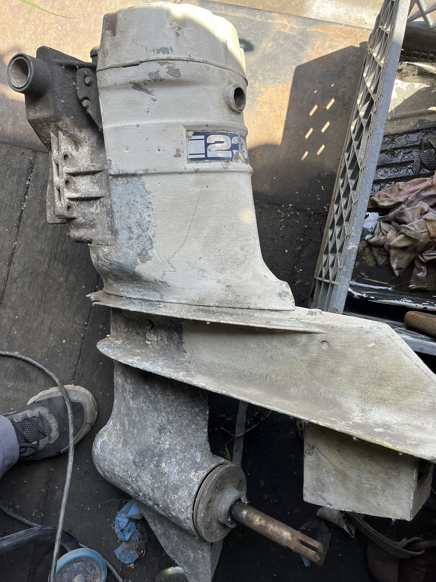 OMC electric Shift 235 OutDrive Drive Unit Stern Drive