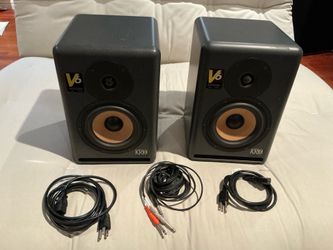 KRK V6 monitors