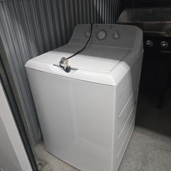 Hot Point Washer And Dryer Set