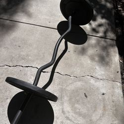 Standard E Z Curl Bar W 50lbs 