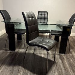 Glass Dining Tables  