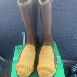 Botas De Hule  Con Punta De  Fierro Size  #12