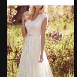 WEDDING DRESS NEW