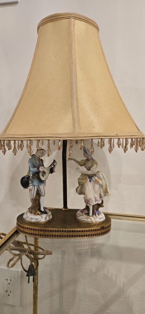 Vintage Hand Painted Porcelain Figurine Table Lamp, with beautiful Gold brass base