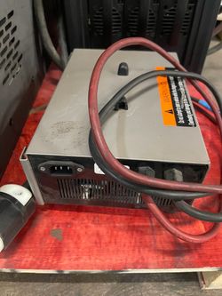 Heavy Duty Battery Charger with Cables