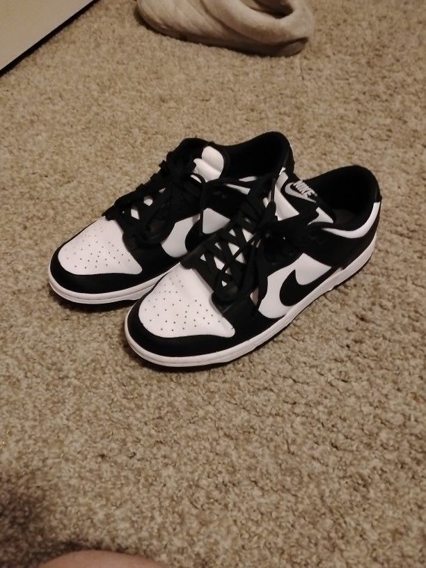  panda lows (womens 8.5)