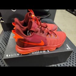 Nike LeBron Witness Basketball Shoes - Size 13 (NEW)
