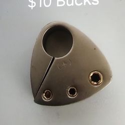 Battery terminal wire holder