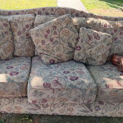 Free! Lazy boy Sofa 