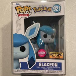 Flocked Glaceon Funko Pop Hot Topic Exclusive Pokemon 921 with Protector Pokémon Eevee Eeveelution Games