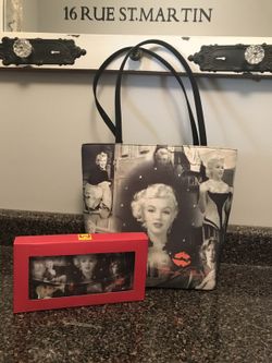 Marilyn Monroe purse and wallet