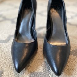 Size 8 Heels / Shoes 