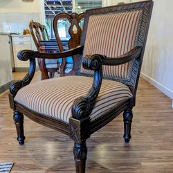 Classic Style Chair