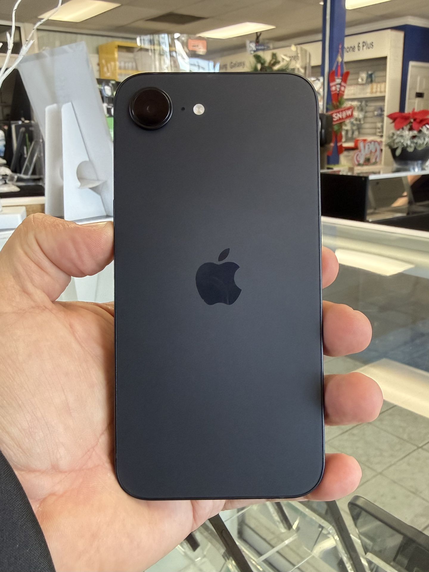 iPhone 16e 128GB Unlocked