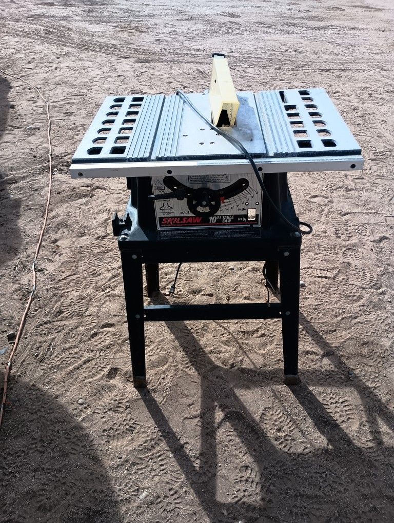 Skilsaw 10" Table And Stand Only