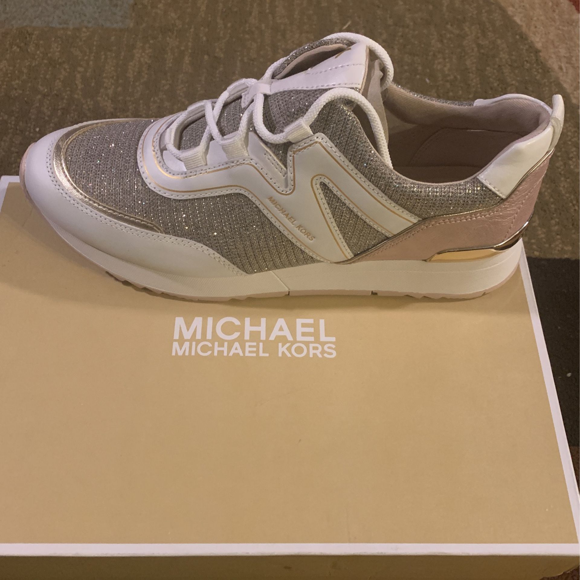 Indvandring Hubert Hudson Kamel New Michael Kors Shoes for Sale in Charlotte, NC - OfferUp