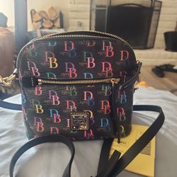Dooney Bourke 