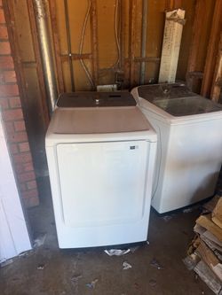 Washer for sale (needs to be fixed )