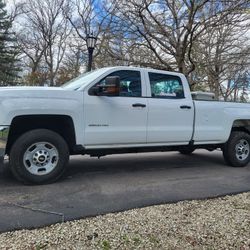 2017 Chevy 2500 HD 4x4 