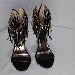 Qupid Black With Gold Chains Size 6.5 