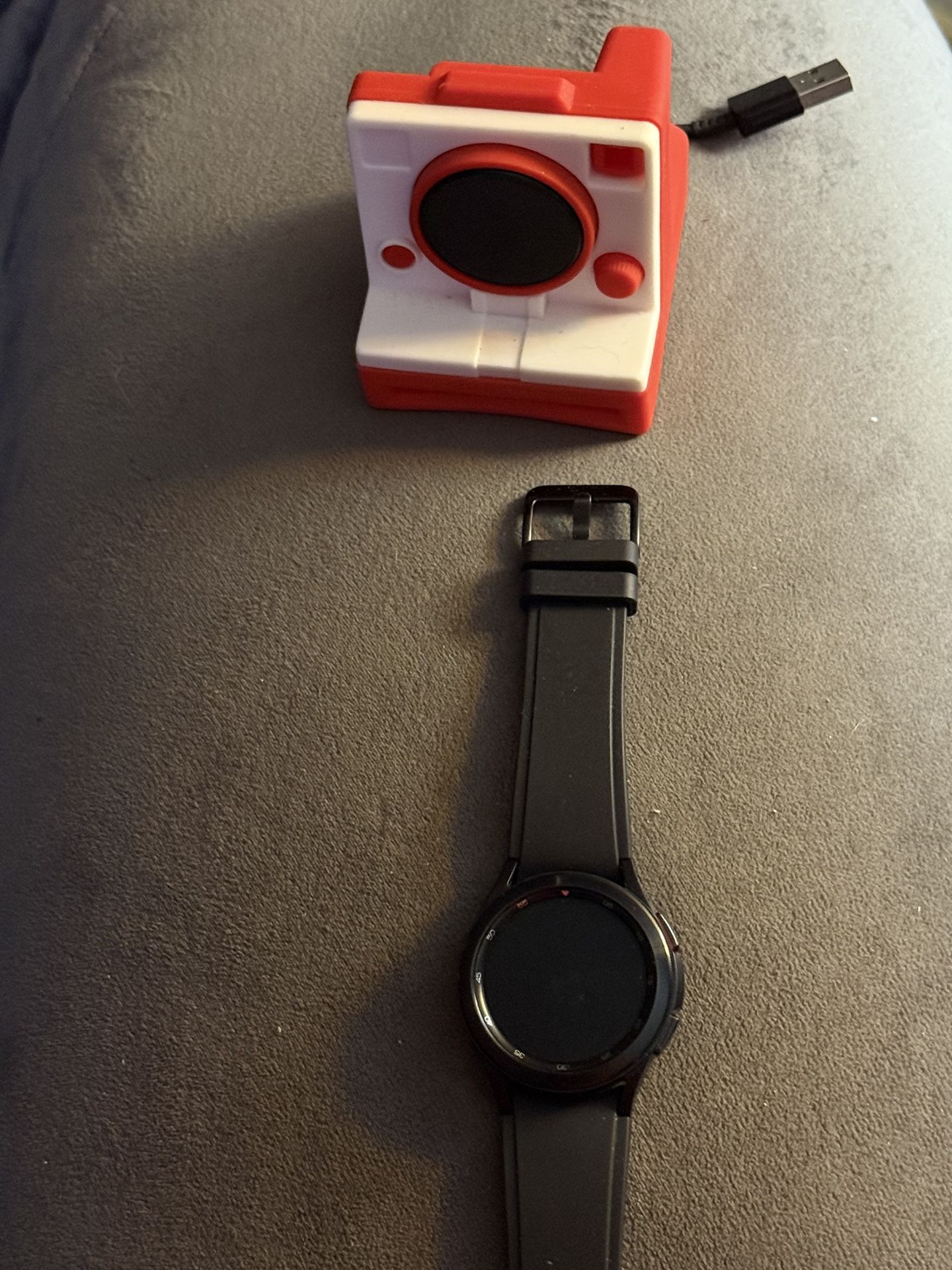 Samsung 42mm Classic 4 Blue Tooth Watch