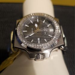 ""🚨❤️💘💙💌💝🎁🚨PERFECT GIFT FOR VALENTINE'S DAY"" NEW MEN'S LUXURY BIG FACE ORIGINAL AKULA  IN-VIC-TA  SILVER TONE⌚️ 