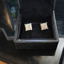 Diamond earrings