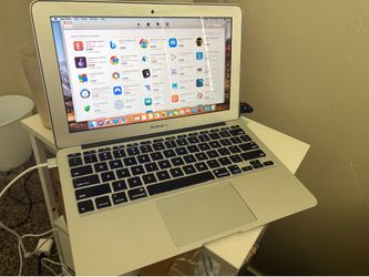 Apple Mac book air 13