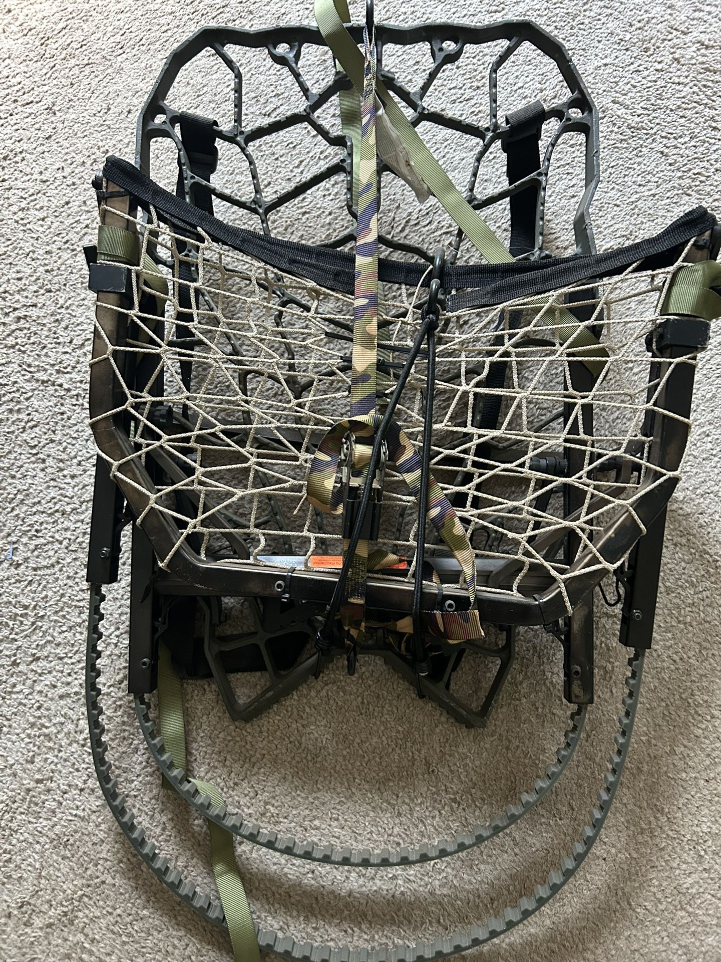 XOP Treestand Climber