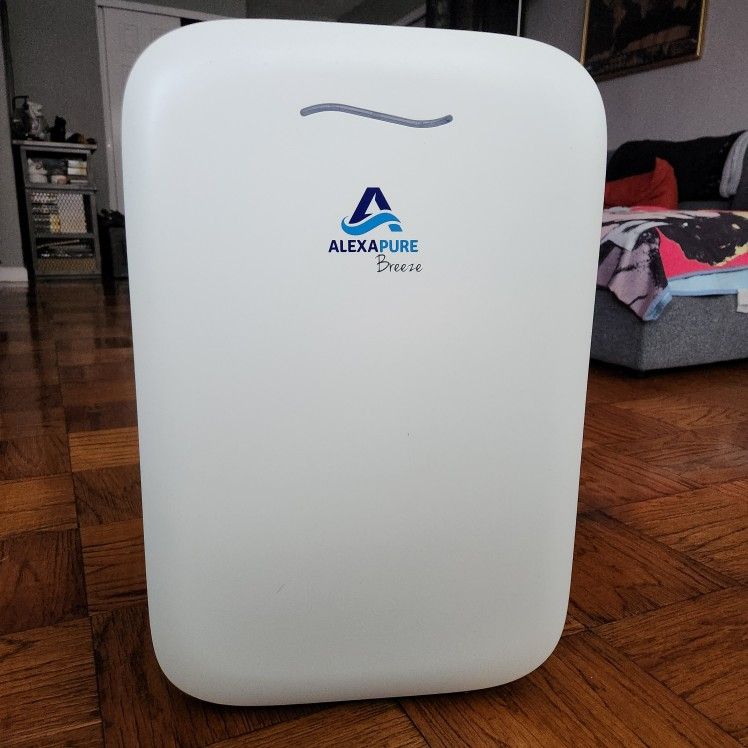 AlexaPure Breeze True HEPA Air Purifier Sterilizer Model AP-B102