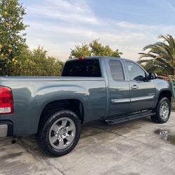 2011 GMC Sierra Truck SLE