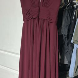 I am selling a beautiful dress. Size 16 