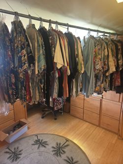136 HAWAIIAN SHIRTS,