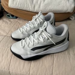 PUMA Women's Stewie 2 Sneaker No Box Size 8.5