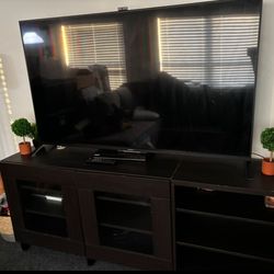 SONY FLATSCREEN TV AND ENTERTAINMENT CENTER DUO 