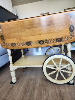 Ethan Allen Table
