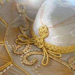 White and Gold Vintage “Pigalle” Sombrero