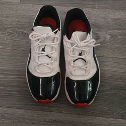 Jordan 11’s Great condition