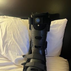 Boot For Fractures 