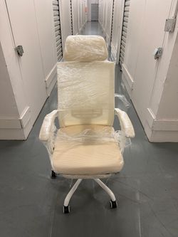 Ergonomic Office Desk Chair w/ Reclining Back, Headrest & Footrest – Cream